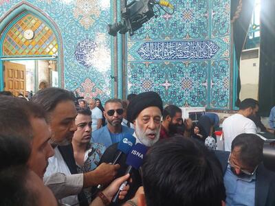 هادی خامنه‌ای: برخلاف آنچه می گویند، رئیس جمهور همه کاره است