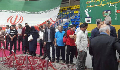 تصویر/حضور اهالی ورزش درمجموعه ورزشی شهید شیرودی