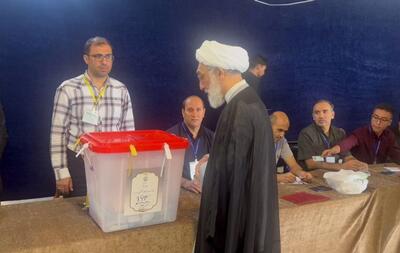 مصطفی پورمحمدی رای خود را به صندوق انداخت