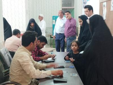 مردم مرزی روستای مژن آباد شهرستان خواف پای صندوق رای هستند