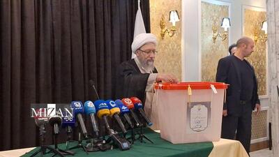 رئیس مجمع تشخیص مصلحت نظام: هرکسی که سربلندی کشور را می‌خواهد، با هر سلیقه و گرایشی در انتخابات شرکت کند