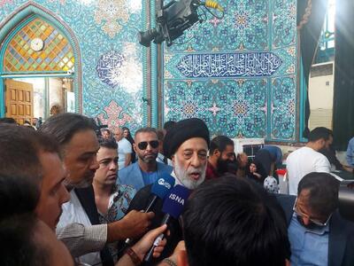 هادی خامنه‌ای در انتخابات ریاست جمهوری شرکت کرد+‌ عکس