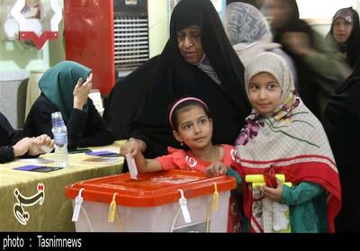 موج حضور پرشور مردم شاهرود در پای صندوق رأی- فیلم فیلم استان تسنیم | Tasnim