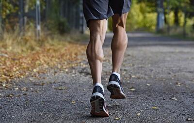 تقویت عضلات ساق پا با تمرینات و حرکات ورزشی آسان