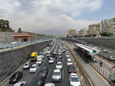 معابر پرحجم تهران در روز شنبه/ این بزرگراه‌ها ترافیک دارند