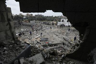 الجزیره: اسرائیل به یک مدرسه در اردوگاه النصیرات حمله موشکی کرد | خبرگزاری بین المللی شفقنا