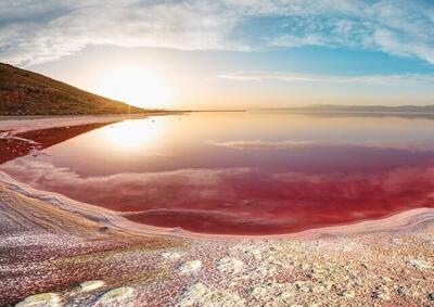 بهفر:  برداشت نمک از دریاچه مهارلو  شیراز ممنوع است