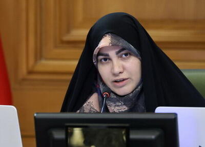 انتقاد عضو شورای شهر از شهرداری برای عدم سیاه‌پوشی تهران در روز اول محرم