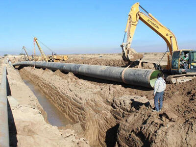 انتقال آب از جنوب استان اصفهان باید با سرعت بیشتری انجام شود
