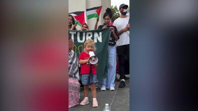 شعار آزادی فلسطین از زبان کودک آمریکایی + فیلم