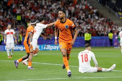 تاریخ و ساعت بازی هلند و انگلیس (نیمه نهایی جام ملت های اروپا)