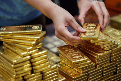 توقف روند مثبت طلا در جهان