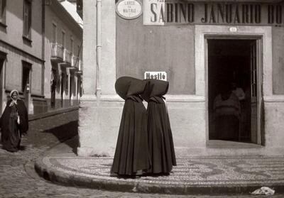 (تصاویر) لباس متفاوت زنان پرتغالی که تا 100 سال قبل می‌پوشیدند