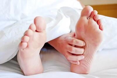 اگر موقع خواب پای شما این مشکلات را دارد کلسترول تان بالاست!