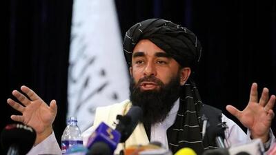 طالبان پرچم‌های عزای حسینی را در کابل پایین کشید