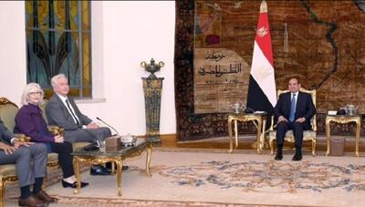 رئیس سیا با رئیس‌جمهور مصر دیدار کرد