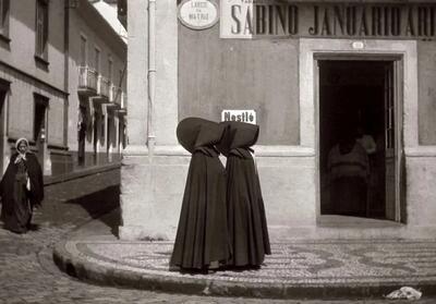 لباس متفاوت زنان پرتغالی که تا 100 سال قبل می‌پوشیدند + عکس