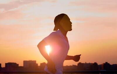 مطالعه جدید: ۳۰ دقیقه ورزش می‌تواند سلول‌های سفید نابودکننده سرطان را افزایش دهد