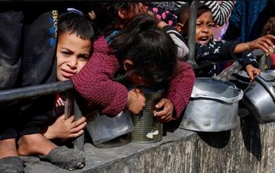 تصویری تکان دهنده از کودکی در غزه که بر اثر گرسنگی جان باخت
