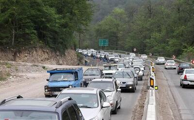 آخرین وضعیت ترافیکی جاده‌های کشور | ترافیک سنگین در یک محور شمالی
