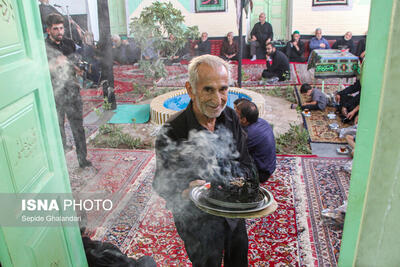 اقامه عزای محرم در حسینیه کبابی بیرجند با قدمت ۱۰۰ ساله+ عکس