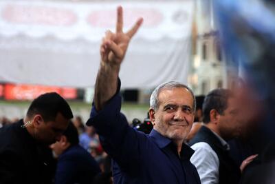 گزارش متفاوت گاردین از پیروزی «مسعود پزشکیان» در انتخابات ایران/ نهاد قدرت برای تعامل مجدد با جمعیت ناراضی و ثبات در روابط با غرب، مسیر را باز کرده است