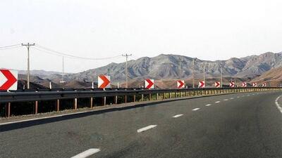 اجرای خط کشی ۵۵۰ کیلومتر از محور‌های مواصلاتی سیستان و بلوچستان