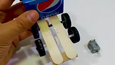 (ویدئو) فرآیند درست کردن کامیون اسباب بازی با قوطی نوشابه
