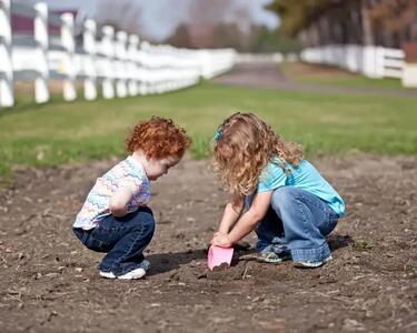 خاک‌بازی بر روی تقویت سیستم ایمنی کودکان تاثیر دارد؟