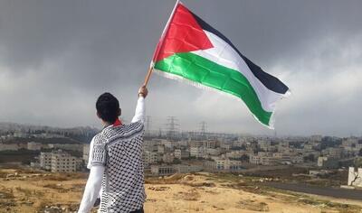 مسئله فلسطین باید به مردم تبیین شود