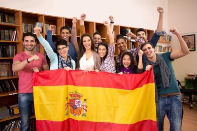 تحصیل کارشناسی ارشد در اسپانیا - کاماپرس