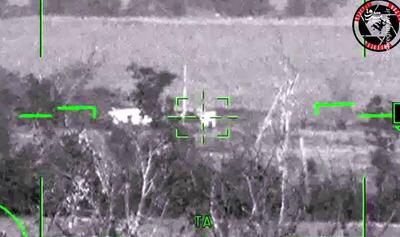 فیلم/ شلیک موشک ضد تانک  ویخر  از هلی‌کوپترهای روسی