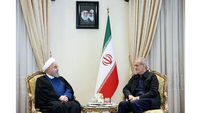 پزشکیان و روحانی رکورد زدند / احمدی نژاد به در بسته خورد!