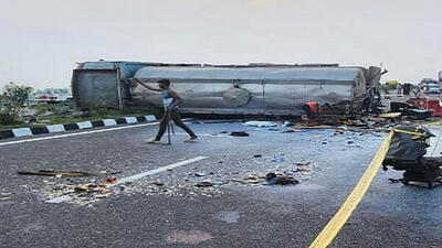 ۱۸ کشته در تصادف اتوبوس مسافربری با تانکر شیر