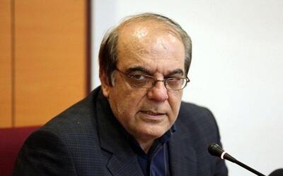 عباس عبدی خطاب به اعضای شورای شهر تهران: اگر استقلال دارید، برای آبروی شهرداری و شورا، شهردار را برکنار کنید