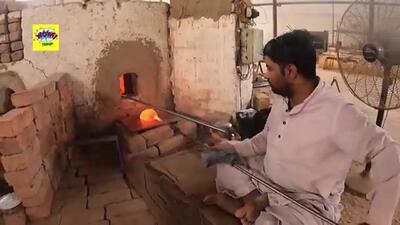 (ویدئو) فرآیند ساخت النگوهای شیشه ای زیبا به روش کارگران پاکستانی