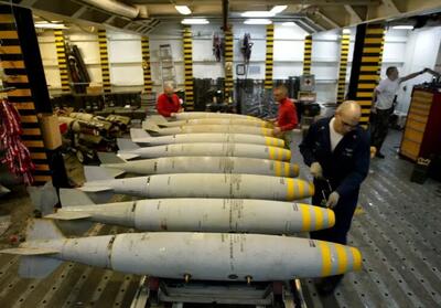 آمریکا ارسال بمب‌های ۲۳۰ کیلویی به رژیم صهیونیستی را از سر می‌گیرد