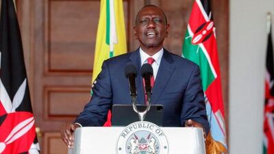 رییس جمهور کنیا تمام کابینه‌اش را برکنار کرد