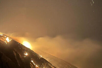 ببینید | آتش بی‌رحمانه در منطقه حفاظت شده خائیز شهرستان کهگیلویه