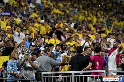 درگیری ستاره‌های اروگوئه با هواداران روی سکوها/ علت این اتفاق چه بود؟ +تصاویر - پارس فوتبال | خبرگزاری فوتبال ایران | ParsFootball