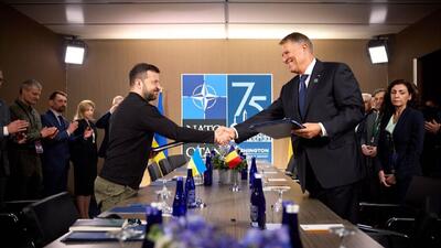 توافقنامه همکاری‌های امنیتی ۱۰ ساله اوکراین و رومانی امضا شد
