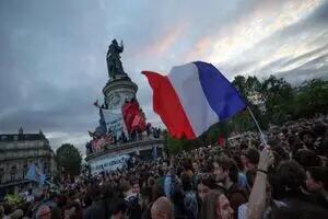 ابعاد و پیامدهای پیروزی چپ‌گرایان در فرانسه