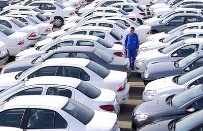 سقوط قیمت‌ها در بازار خودرو تندتر شد