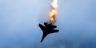 ببینید | اولین تصویر از لحظه سقوط و انفجار جت نیروی هوایی لهستان