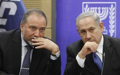لیبرمن: نتانیاهو اسرائیل را به سمت نابودی پیش می برد