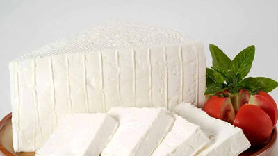 عوارض مصرف بیش از حد پنیر چیست؟