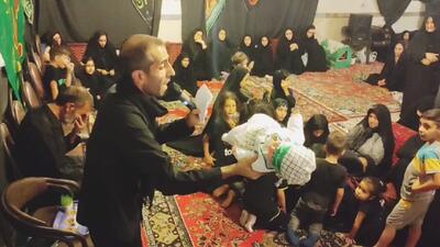 برگزاری مراسم شیرخوارگان حسینی در هیئت خواهران روستای تکه + فیلم