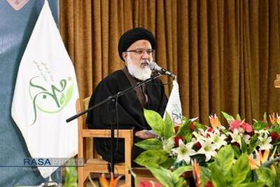 حمله تند و تیز حامی جلیلی به محمدجواد ظریف