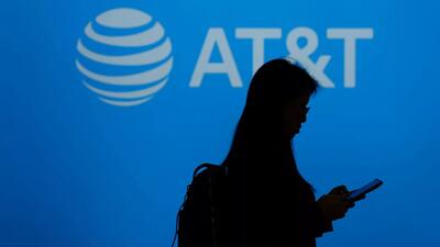 سوابق تماس‌ها و پیامک‌های تقریباً تمام مشتریان اپراتور AT T آمریکا دزدیده شد