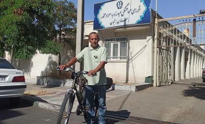 فیلم | رکاب‌ زدن دوچرخه سوار ایرانی برای تشویق جوانان به دوری از مواد مخدر